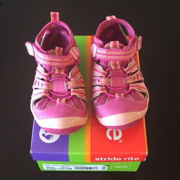 Stride Rite Other - Stride Rite summer sneakers toddler size 6.5 